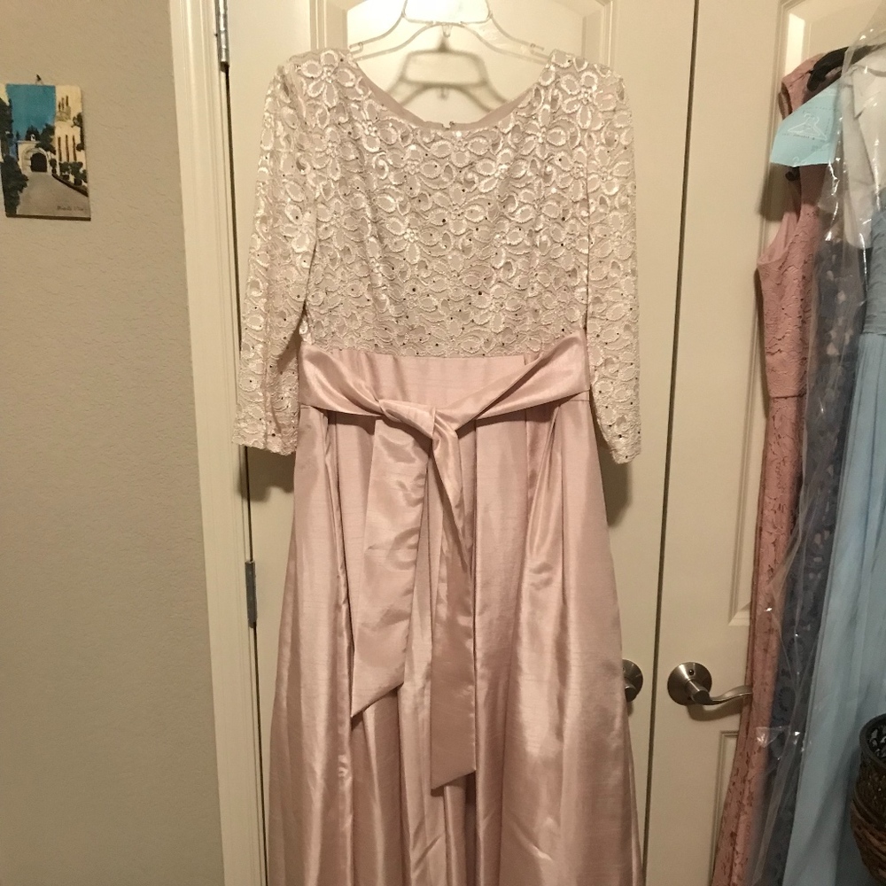Mother of the Bride or Cocktail Dress Size 16
